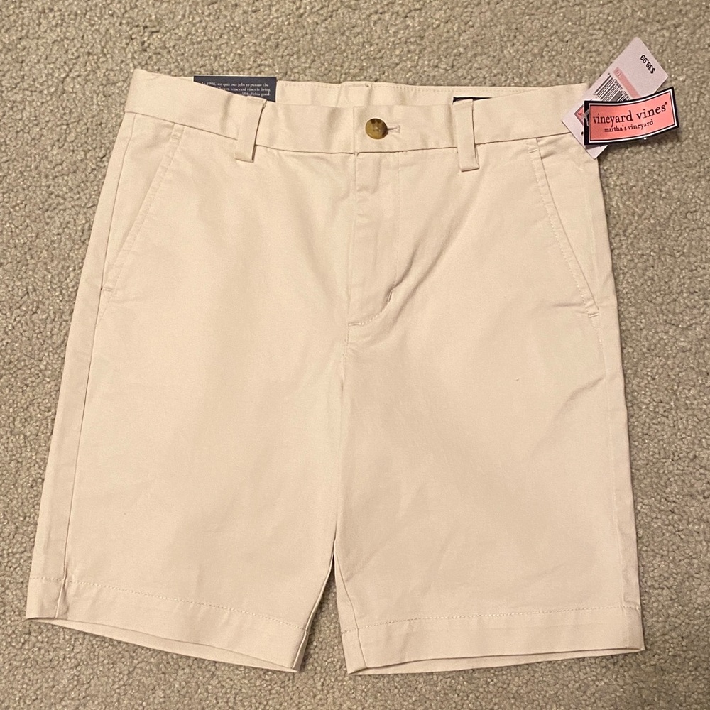 Vineyard Vines boys Tan Flat Front Shorts
